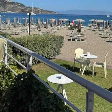 Апартаменты Dahlia Giardini-taormina